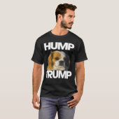 T-shirt Chien disant Hump Trump (Devant entier)
