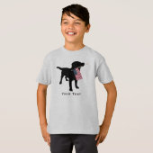 T-shirt Chien mignon Black Lab tenant le drapeau américain (Devant entier)