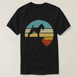 T-shirt Chien Vintage rétro à la terre molle<br><div class="desc">un design vintage et rétro pour les propriétaires de Wheaten Terrier, les amateurs de chiots et le design amoureux des chiens, Pour papa, maman, son, oncles, frères, cousins, grand-pas et amis qui adorent leurs compagnons furieux et s'assurer de fournir un excellent soin pour leurs hounds. un design sympa d'une silhouette...</div>