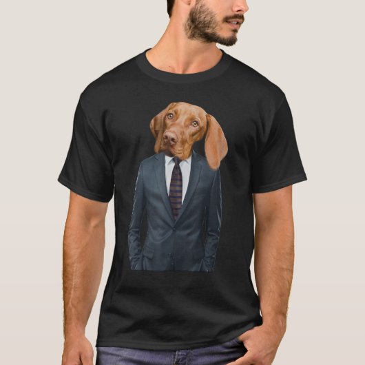 T-shirt Chien Visla Adapté Et Engrené Dans Un Costume Et C (Devant)