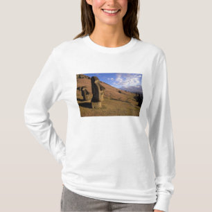 T-shirt Chili, Île de Pâques. Colline avec Moai