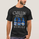 T-shirt Chillin avec mes Gnomies trois Gnome Hanoukka Chan<br><div class="desc">Chillin avec Mes Gnomies Trois Gnome Hanoukka Chanukah.</div>