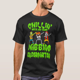 T-shirt Chillin avec mon Citrouille Zombie Skeleton Kinder