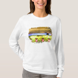 T-shirt Chine, Shanghai. Bar du Xin Tian Di bar 2