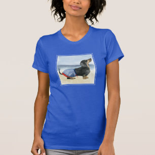 T-shirt Chiot du hot-dog   dans des troncs de natation