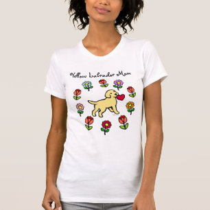 T-shirt Chiot jaune de laboratoire et coeur rouge