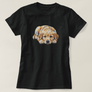 T-shirt Chiot mignon aux yeux tristes qui manque son propr
