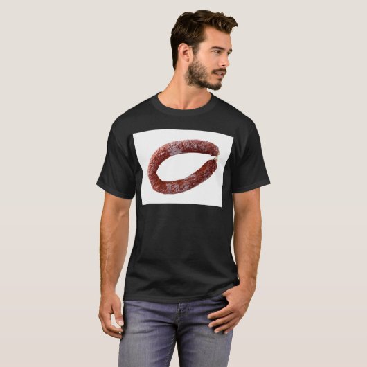 T-shirt Chorizo saucisse isolée comme coupée (Devant entier)