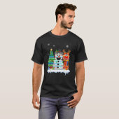 T-shirt Christmas Tree Snowman Reindeer Book Stack Librari (Devant entier)