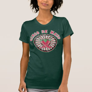 T-shirt Cinco de Mayo dévêtu avec poivrons et rayures