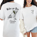 T-shirt Circuler Ou Mourir Jusqu'À La Mort Faisons-Nous La<br><div class="desc">Célébrez votre soirée bachelorette avec notre chemise personnalisée "Ride or Die", conçue pour l'expérience ultime "Til Death Do We Party". Parfait pour une soirée mariage gothique, cette chemise personnalisée allie élégance sombre et touche d'humour. Doté d’un squelette de mariée audacieux et du slogan "jusqu’à la mort, faites-nous la fête", il...</div>
