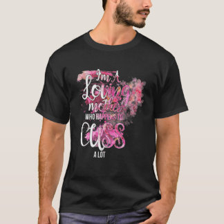 T-shirt Citer Je Suis Une Maman Amoureuse Qui Se Trouve À