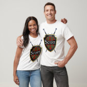 T-shirt Clan Scott Tartan Plaid Shield & Swords (Unisexe)