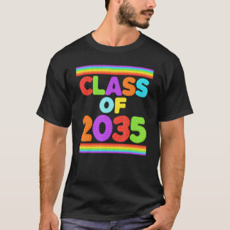 T-shirt Class of 2035 Growing With Me Kindergarten Graduat