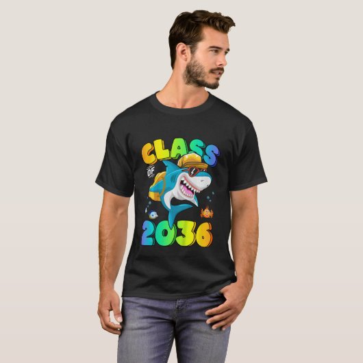 T-shirt Classe Enfants De 2036 Pousser Avec Moi Sac À Dos  (Devant entier)
