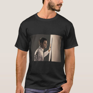 T-shirt classique Carlos Rivera