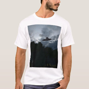 T-shirt classique de soucoupe volante