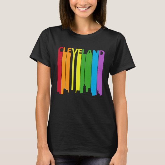 T-shirt Cleveland Skyline LGBT Pride (Devant)