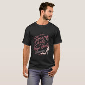 T-shirt Clôture D'Opérations En Talons Élevés — (Devant entier)