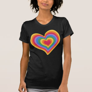 T-shirt Cœur arc-en-ciel. Fierté de l'amour gay T-Shir