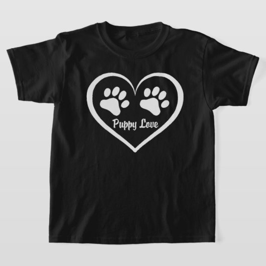 T-shirt Coeur d'amour chiot avec des empreintes de pattes (Poser)