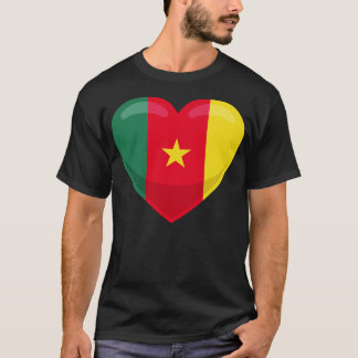 T-shirt Coeur du drapeau du Cameroun