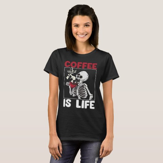 T-shirt Coffee Is Love Scary Pirates Skull Women Pirates (Devant entier)