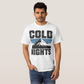 T-shirt Cold Nights Christmas Tee (Devant entier)