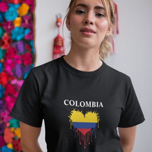 T-shirt Colombie stupéfiant Déchirer le drapeau du coeur