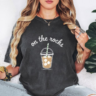 T-shirt Conception de café glacé sur des glaçons