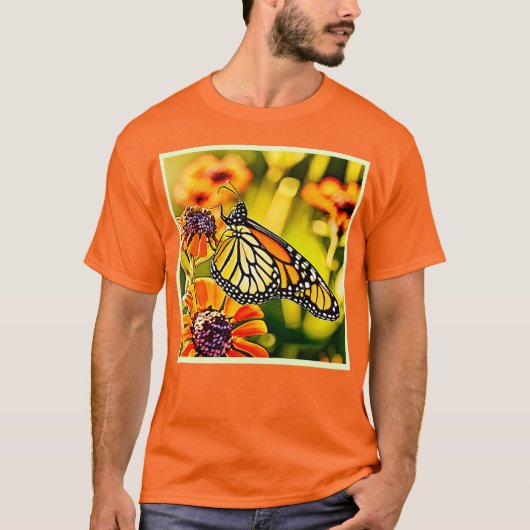 T-shirt Conception de fleur de papillon monarque délicat (Devant)