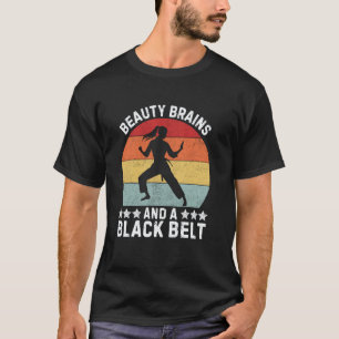 T-shirt Conception de karaté classique cool pour femmes fi