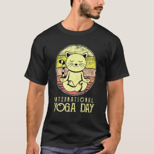 T-shirt Conception De La Journée Internationale Du Yoga Po