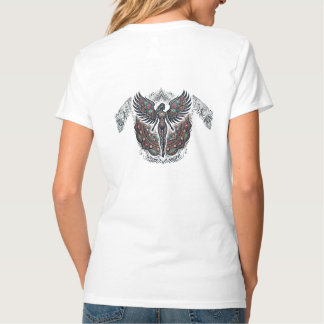 T-shirt Conception de mandala floral aux ailes d'ange bohè