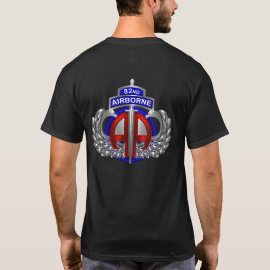 T-shirt Conception de poignard cool de la 82e division aér (Dos)
