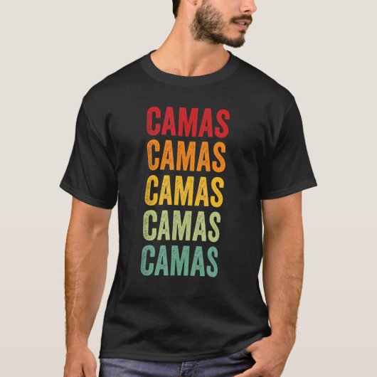 T-shirt Conception de texte arc-en-ciel du comté de Camas (Devant)