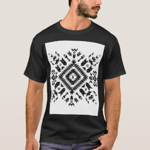 T-shirt Conception tribale : Noir Blanc Dessiné À La Main