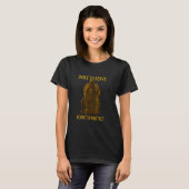 T-shirt Conçu pour servir. Né pour protéger u2013 pompier (Devant entier)