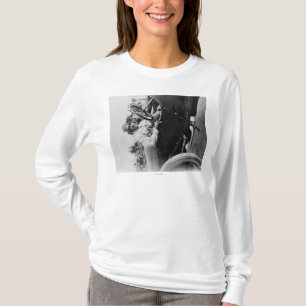 T-shirt Conducteurs dans un commerçant de tissus pour la