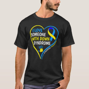 T-shirt Conscience du syndrome de Down J'aime quelqu'un av