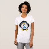 T-shirt Conscience mignonne de ruban bleu de pingouin (Devant entier)