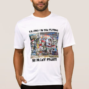 T-SHIRT CONTRE LE MUR