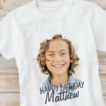 T-shirt Cool moderne Grunge Photo personnalisée Message d'<br><div class="desc">Le design est moderne et simple. Ajoutez une photo personnalisée du célébrant d'anniversaire et ajoutez son nom,  ajoutez un message personnalisé</div>