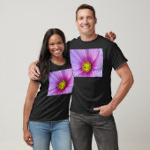 T-shirt Cosmos roses (Unisexe)