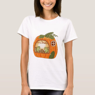 T-shirt Cottagecore Frog Tea Party in Pumpkin House Art