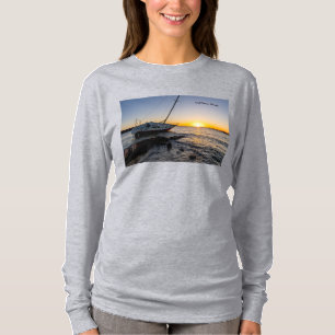 T-shirt Coucher de soleil sur la jetée aux voiliers de Gul