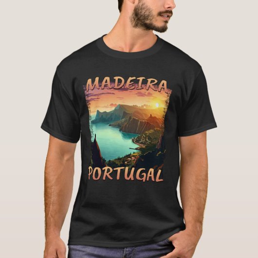 T-shirt Coucher de soleil sur Madère, Portugal dans le sty (Devant)