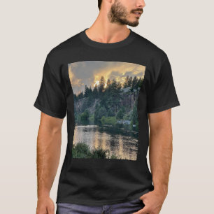 T-shirt Coucher de soleil sur une rivière