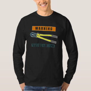 T-shirt Coupes De Boulons Utilisées Uniquement Pour Couper