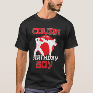T-shirt Cousin de l'anniversaire du garçon de karaté taekw